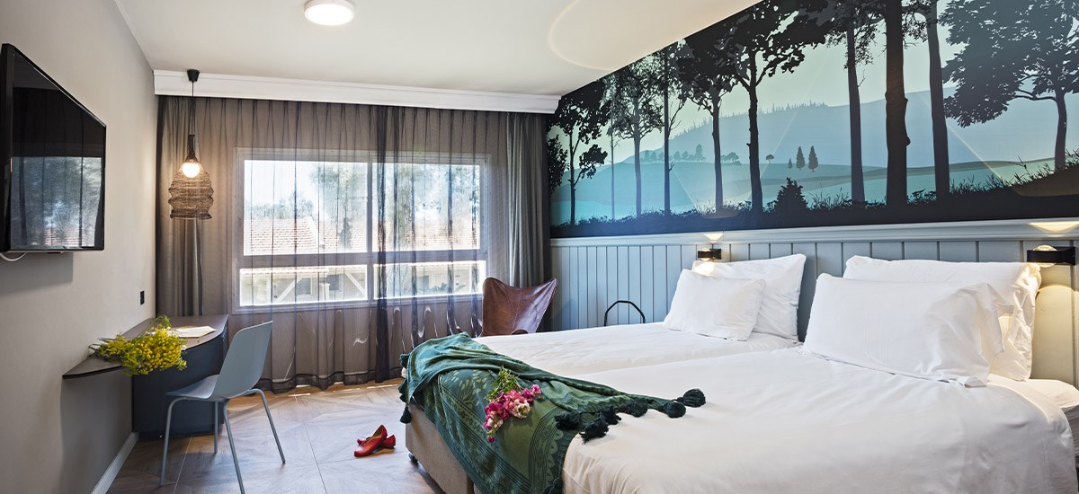 Superior with Garden Access